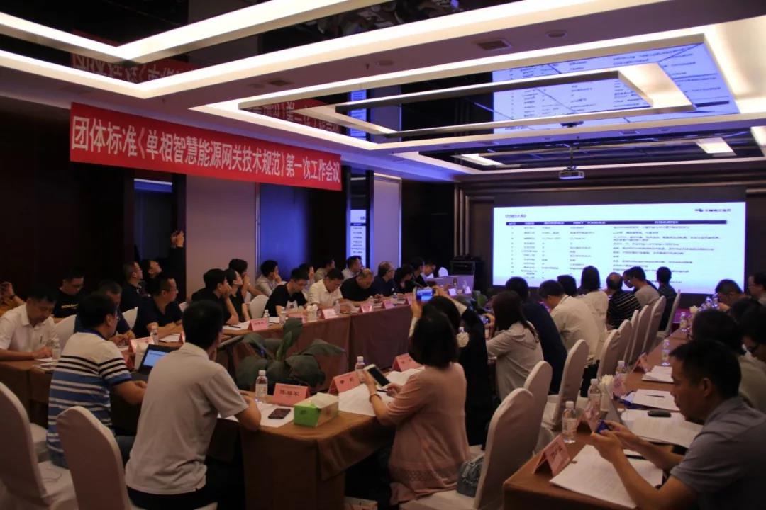 5ebe5862512f6.jpg 1-2.jpg