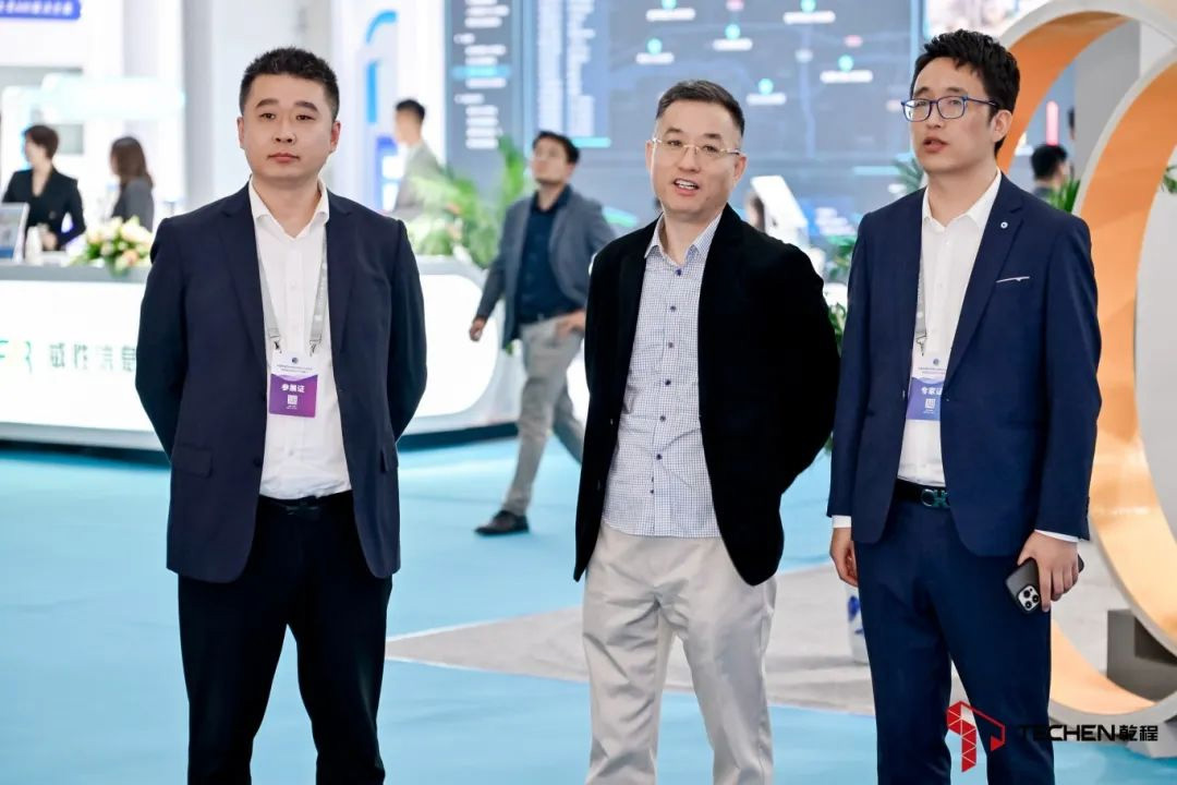 6639ebec0e271.jpg 385.jpg