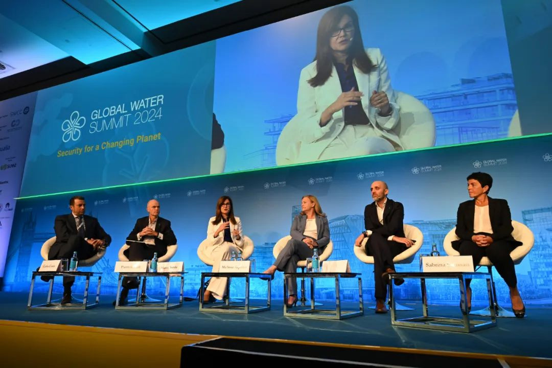 6639ef510bd97.jpg 277.jpg